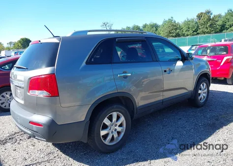 2011 Kia Sorento Lx из США, поврежденный, VIN 5XYKTDA14BG033305